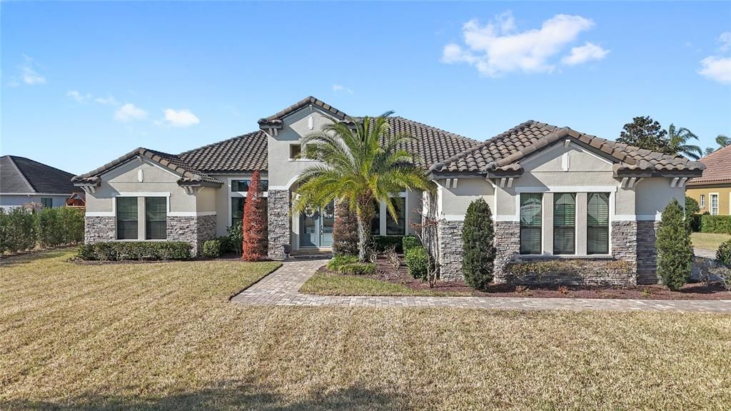 En Venta: $979,000 (4 camas, 4 baños, 3163 Pies cuadrados)