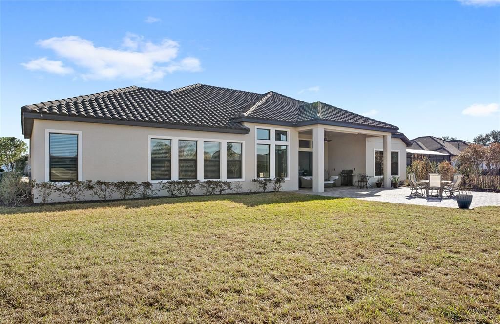 En Venta: $979,000 (4 camas, 4 baños, 3163 Pies cuadrados)