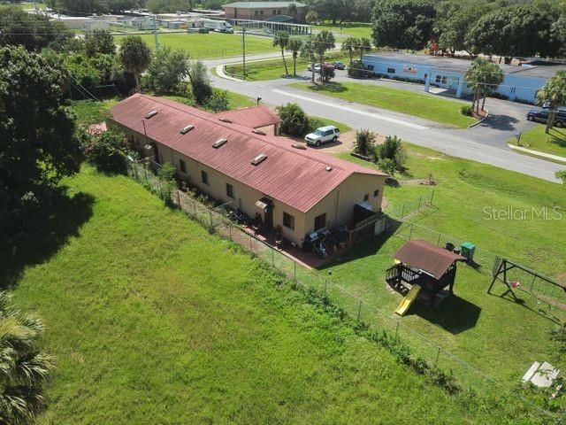 For Rent: $2,200 (3 beds, 2 baths, 1500 Square Feet)