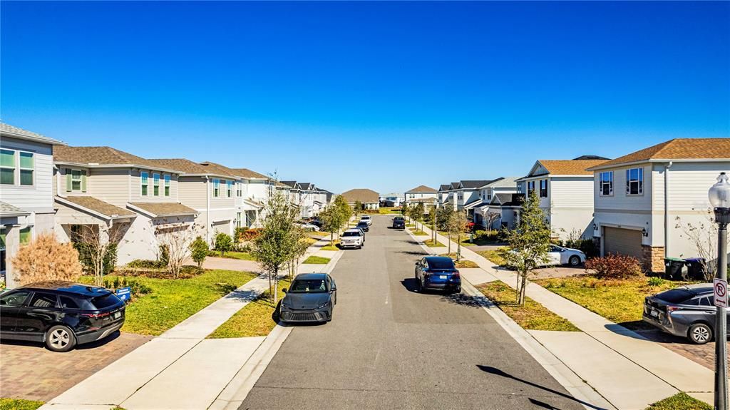Activo con contrato: $1,025,000 (5 camas, 3 baños, 2978 Pies cuadrados)
