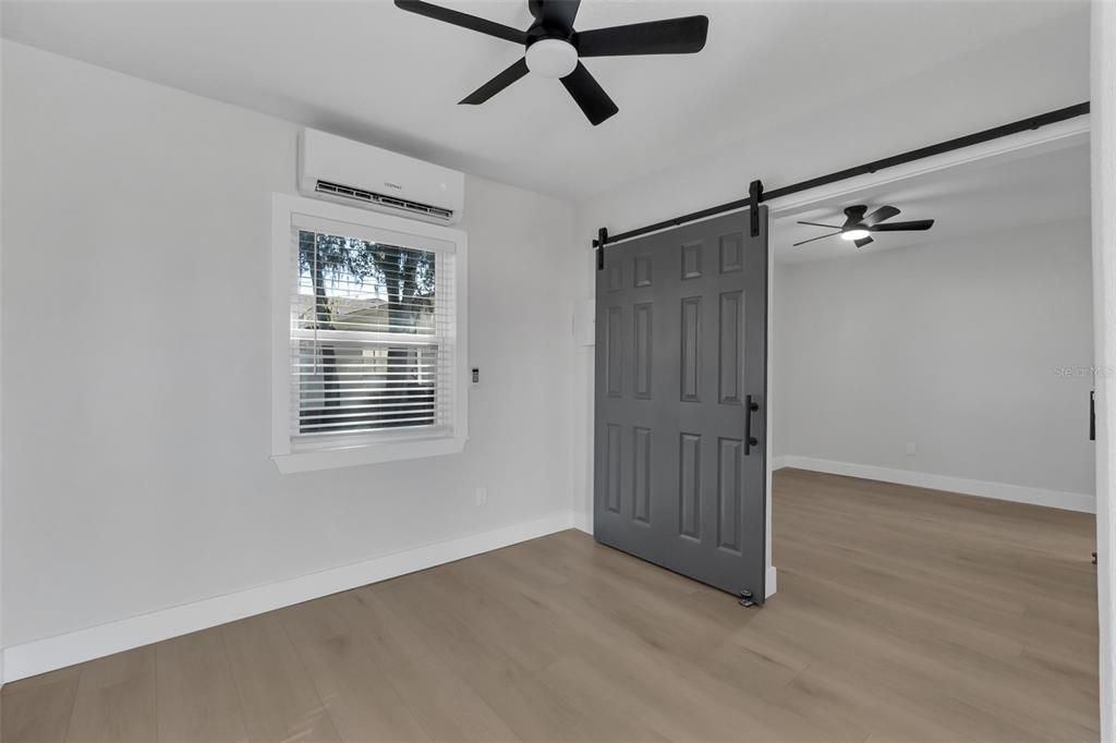 For Sale: $334,900 (2 beds, 0 baths, 1029 Square Feet)