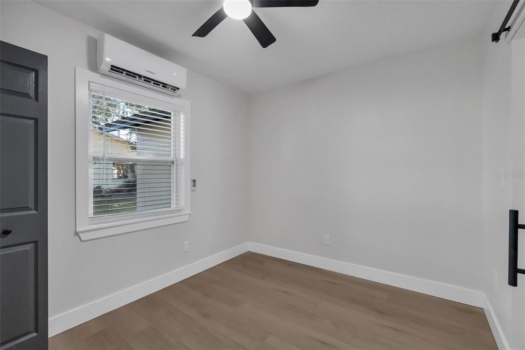 For Sale: $334,900 (2 beds, 0 baths, 1029 Square Feet)