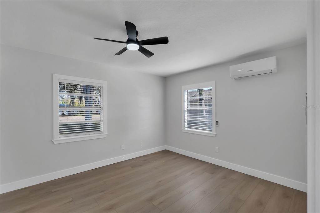 For Sale: $334,900 (2 beds, 0 baths, 1029 Square Feet)