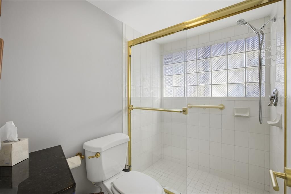 En Venta: $650,000 (2 camas, 2 baños, 1170 Pies cuadrados)