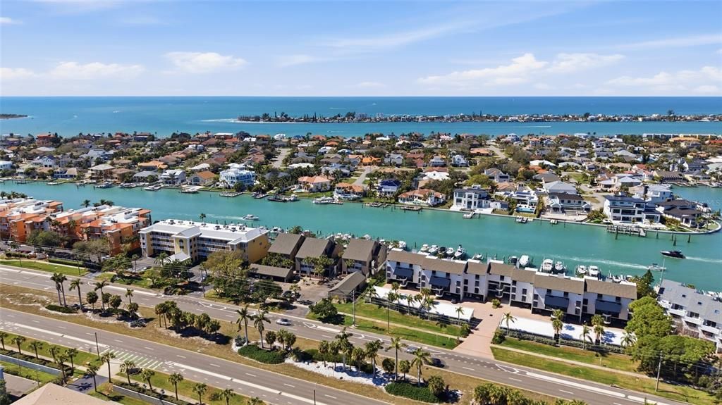 En Venta: $650,000 (2 camas, 2 baños, 1170 Pies cuadrados)