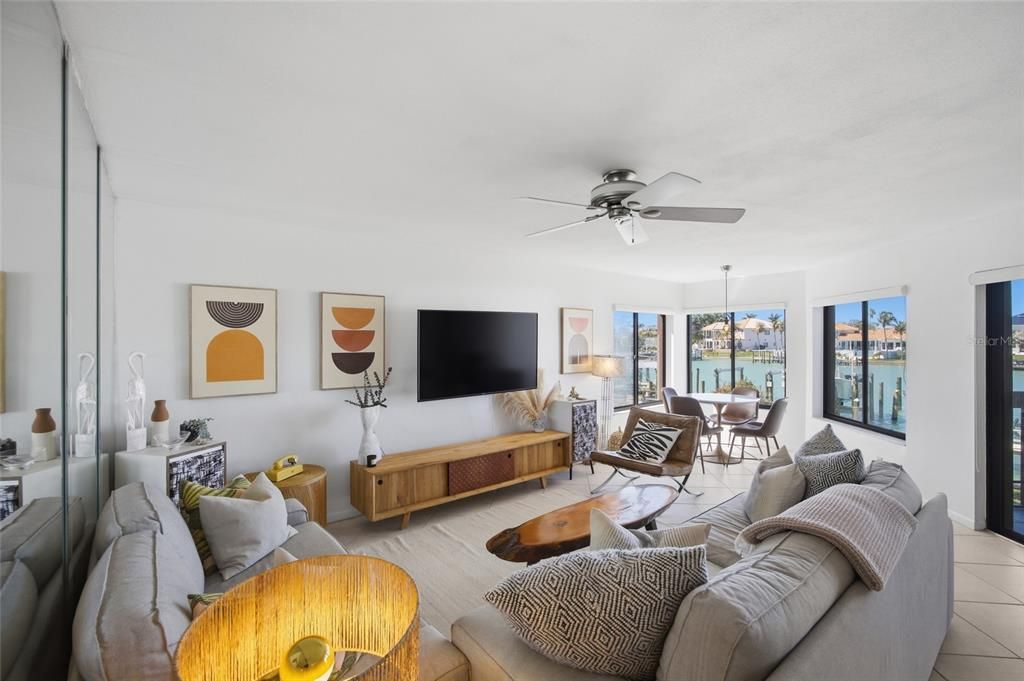 En Venta: $650,000 (2 camas, 2 baños, 1170 Pies cuadrados)