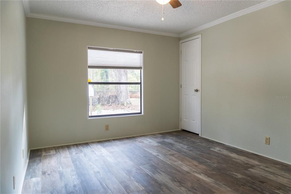 For Sale: $625,000 (6 beds, 4 baths, 3113 Square Feet)
