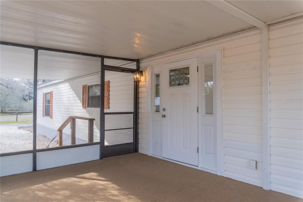 For Sale: $625,000 (6 beds, 4 baths, 3113 Square Feet)