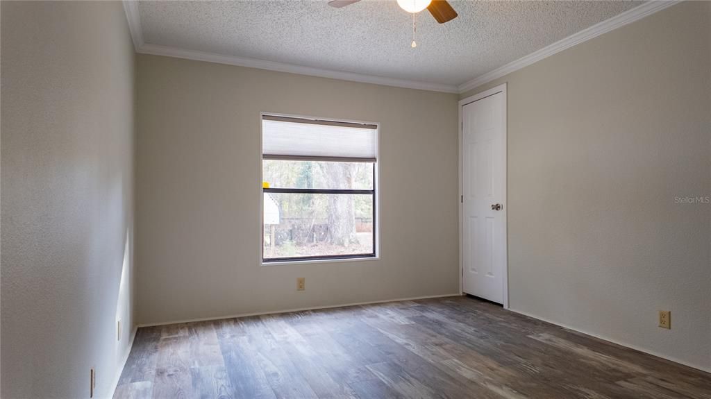 For Sale: $625,000 (6 beds, 4 baths, 3113 Square Feet)