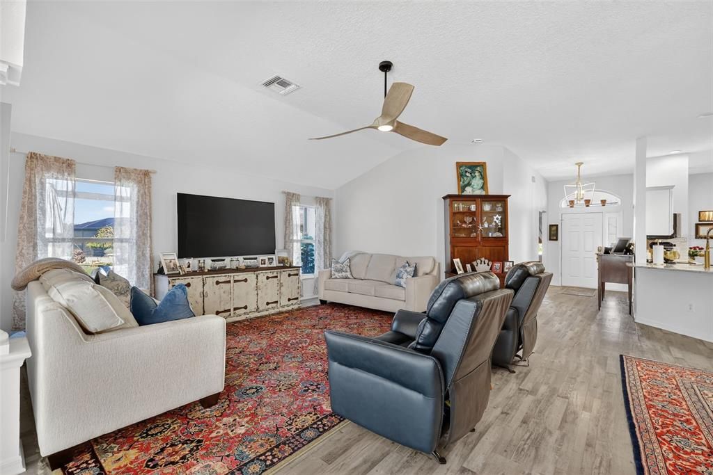 For Sale: $639,000 (3 beds, 2 baths, 2222 Square Feet)