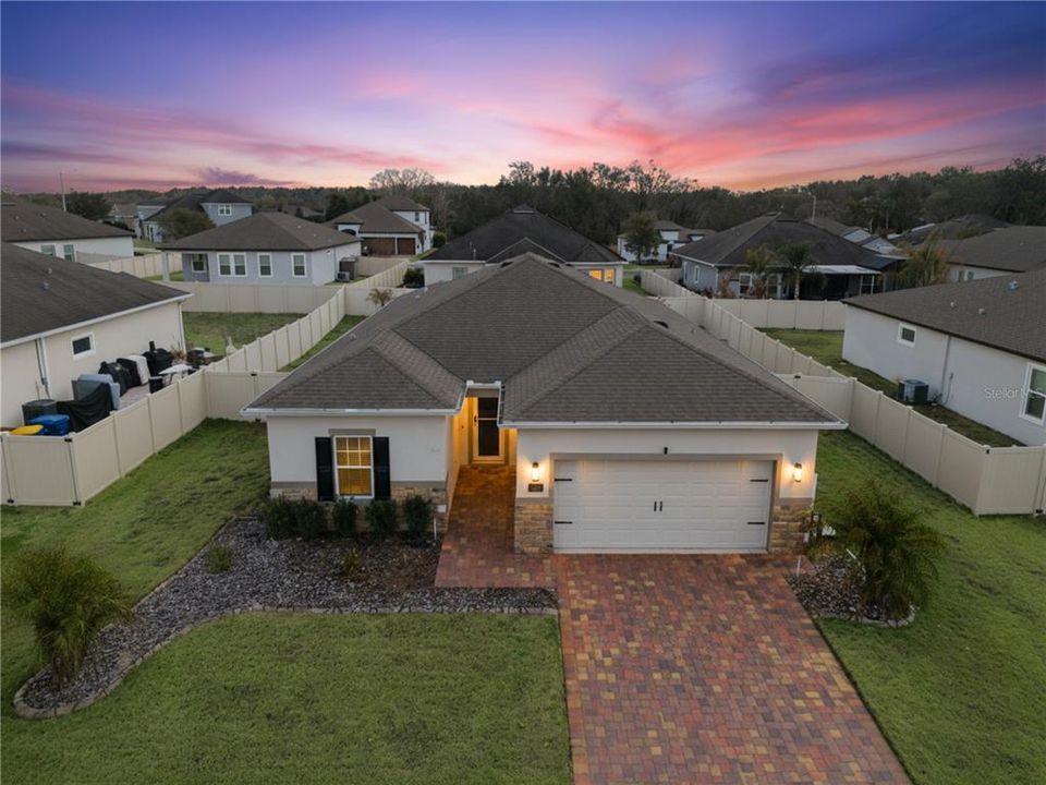 For Sale: $379,500 (4 beds, 2 baths, 1780 Square Feet)