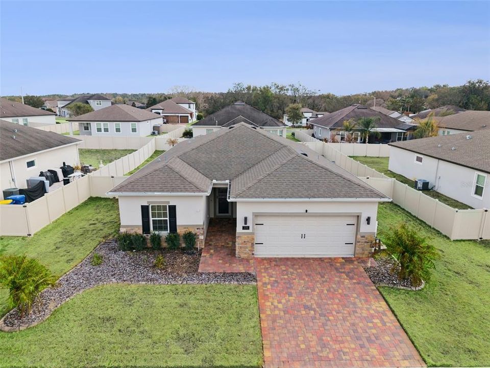 For Sale: $379,500 (4 beds, 2 baths, 1780 Square Feet)
