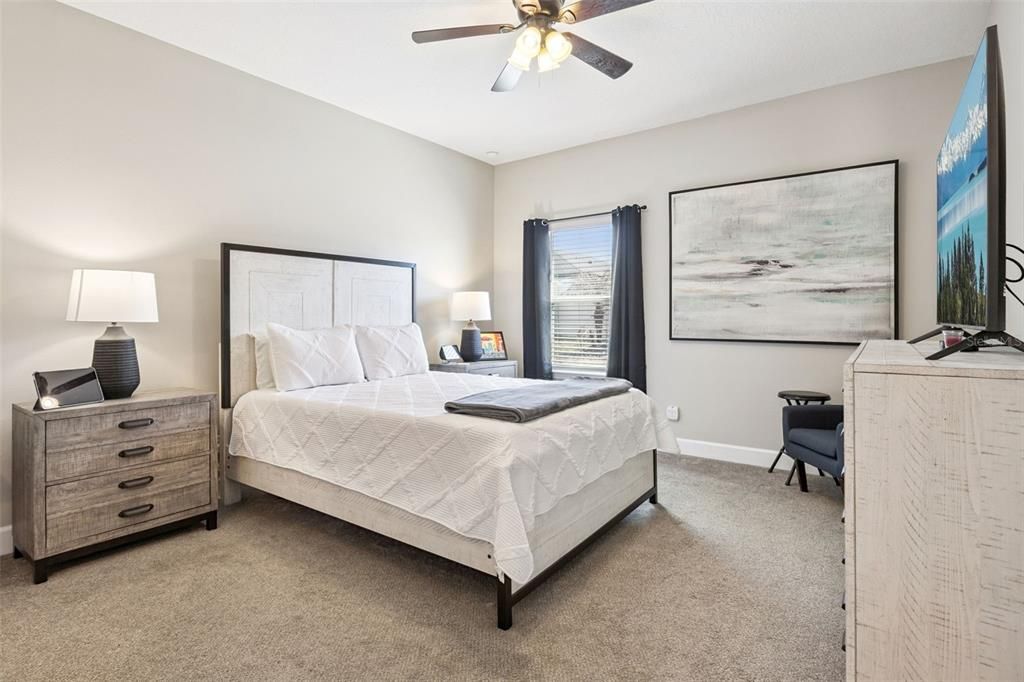 For Sale: $379,500 (4 beds, 2 baths, 1780 Square Feet)