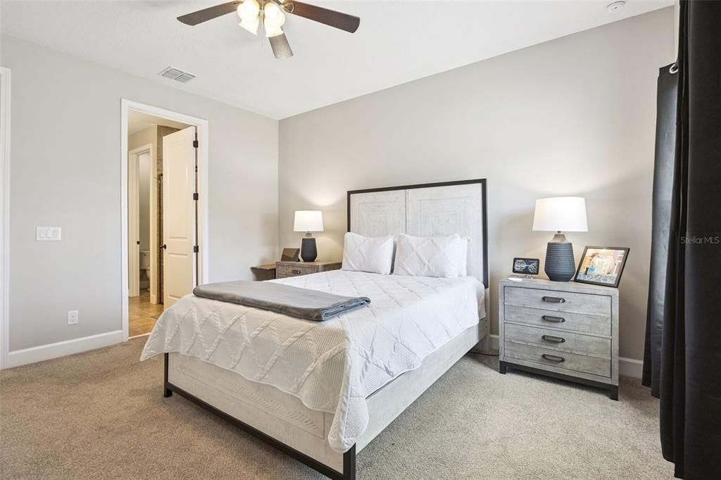 For Sale: $379,500 (4 beds, 2 baths, 1780 Square Feet)