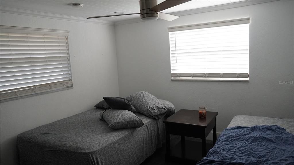 Activo con contrato: $165,000 (3 camas, 2 baños, 1558 Pies cuadrados)