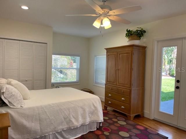 For Rent: $3,575 (2 beds, 2 baths, 2000 Square Feet)