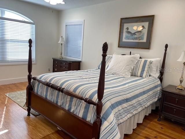 For Rent: $3,575 (2 beds, 2 baths, 2000 Square Feet)