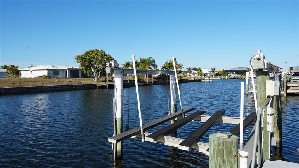 Active With Contract: $439,000 (4 beds, 2 baths, 2082 Square Feet)