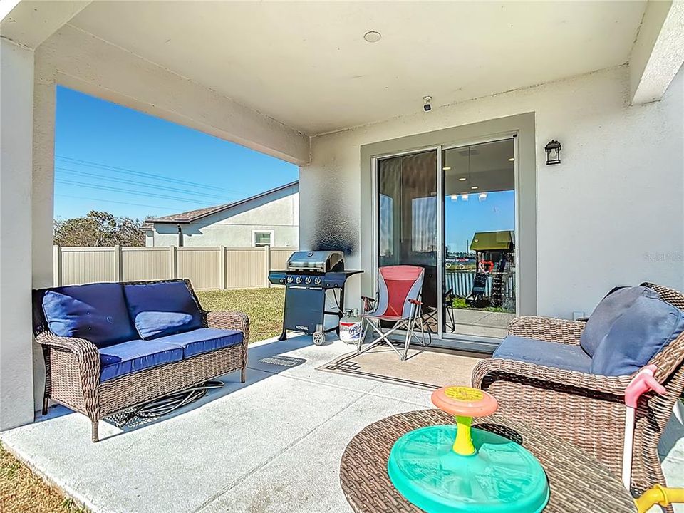 Active With Contract: $402,000 (4 beds, 3 baths, 2606 Square Feet)