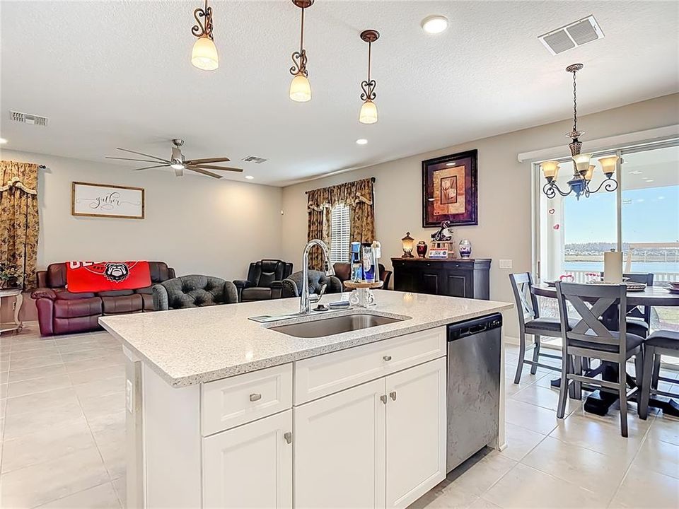 Active With Contract: $402,000 (4 beds, 3 baths, 2606 Square Feet)