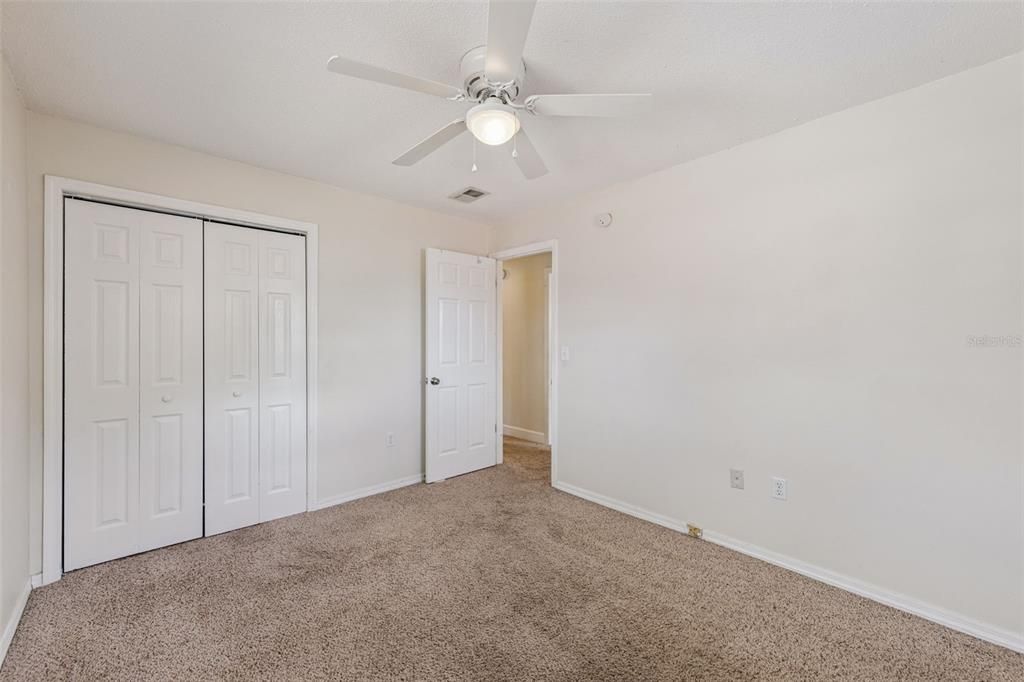 Activo con contrato: $349,900 (3 camas, 2 baños, 1459 Pies cuadrados)