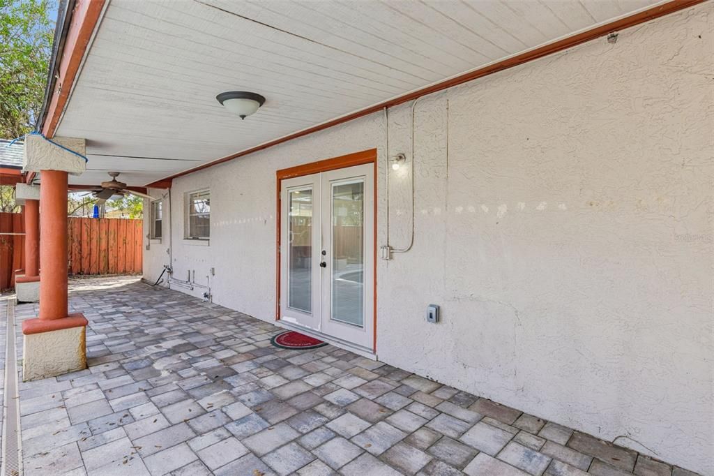 Activo con contrato: $349,900 (3 camas, 2 baños, 1459 Pies cuadrados)