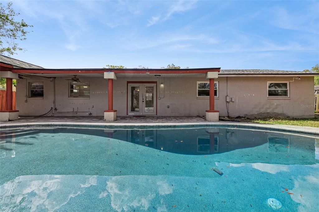 Activo con contrato: $349,900 (3 camas, 2 baños, 1459 Pies cuadrados)