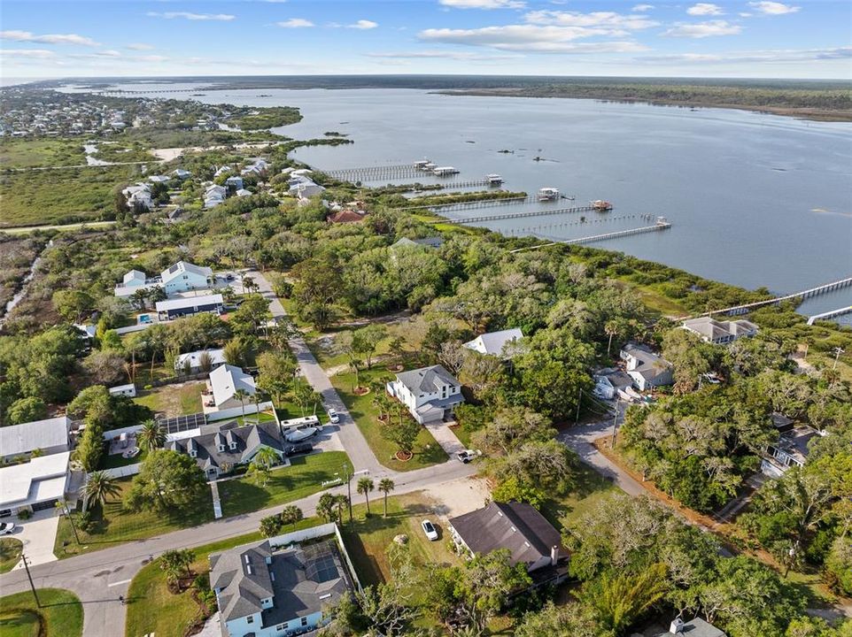 En Venta: $1,099,000 (3 camas, 3 baños, 2883 Pies cuadrados)