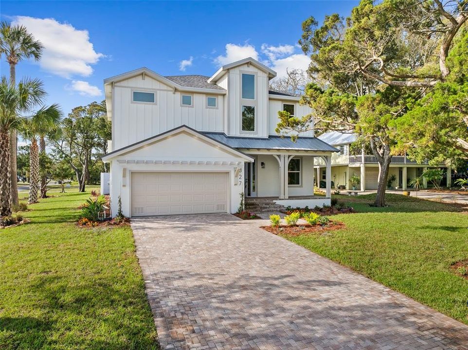En Venta: $1,099,000 (3 camas, 3 baños, 2883 Pies cuadrados)