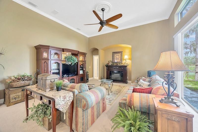 Active With Contract: $599,000 (5 beds, 4 baths, 3181 Square Feet)