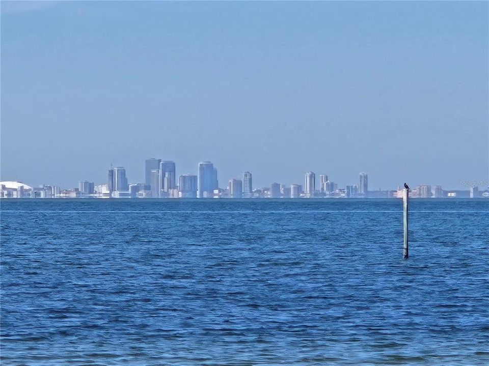 For Sale: $134,000 (1 beds, 1 baths, 322 Square Feet)