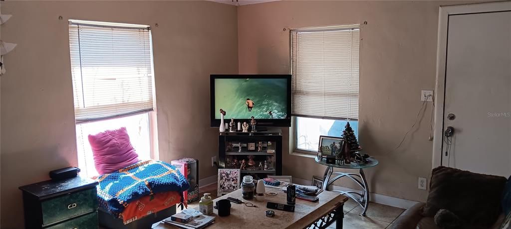 For Sale: $350,000 (4 beds, 2 baths, 1651 Square Feet)