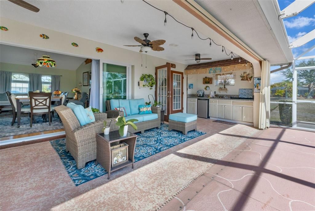 Active With Contract: $445,000 (3 beds, 2 baths, 2090 Square Feet)