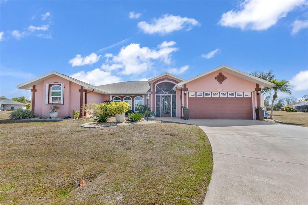 Active With Contract: $445,000 (3 beds, 2 baths, 2090 Square Feet)