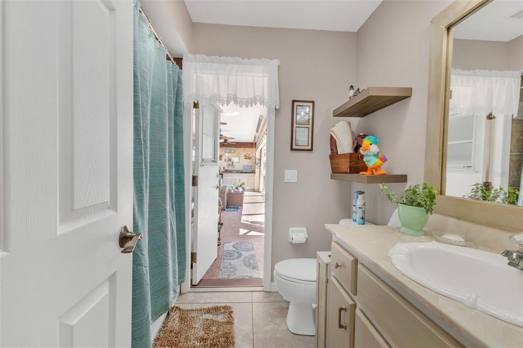 Active With Contract: $445,000 (3 beds, 2 baths, 2090 Square Feet)