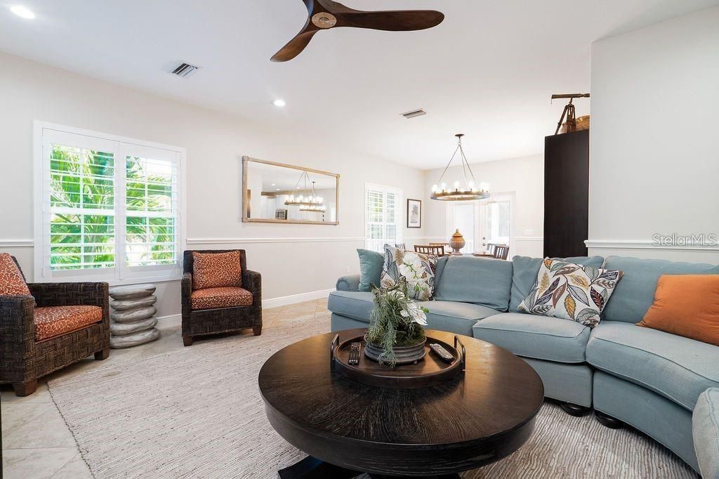 For Sale: $2,699,000 (6 beds, 4 baths, 2947 Square Feet)
