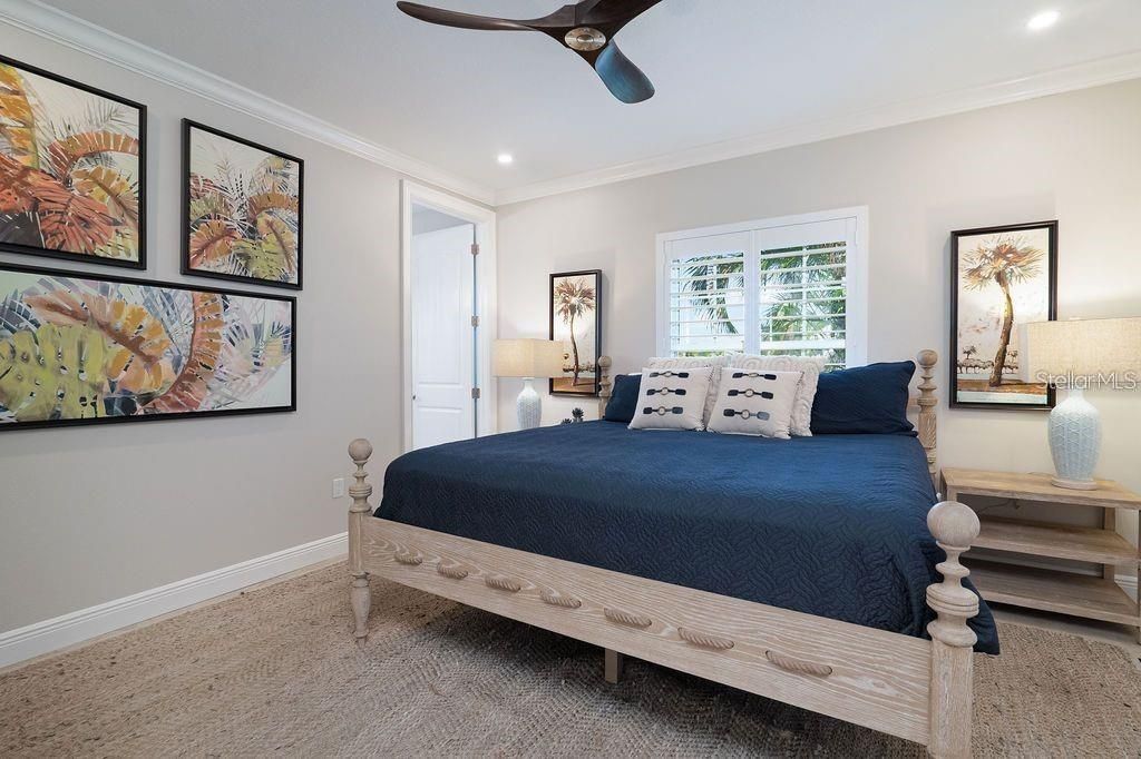 For Sale: $2,699,000 (6 beds, 4 baths, 2947 Square Feet)