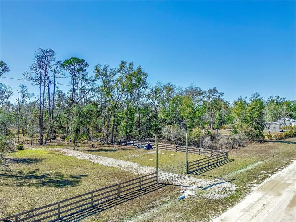 For Sale: $89,900 (1.07 acres)