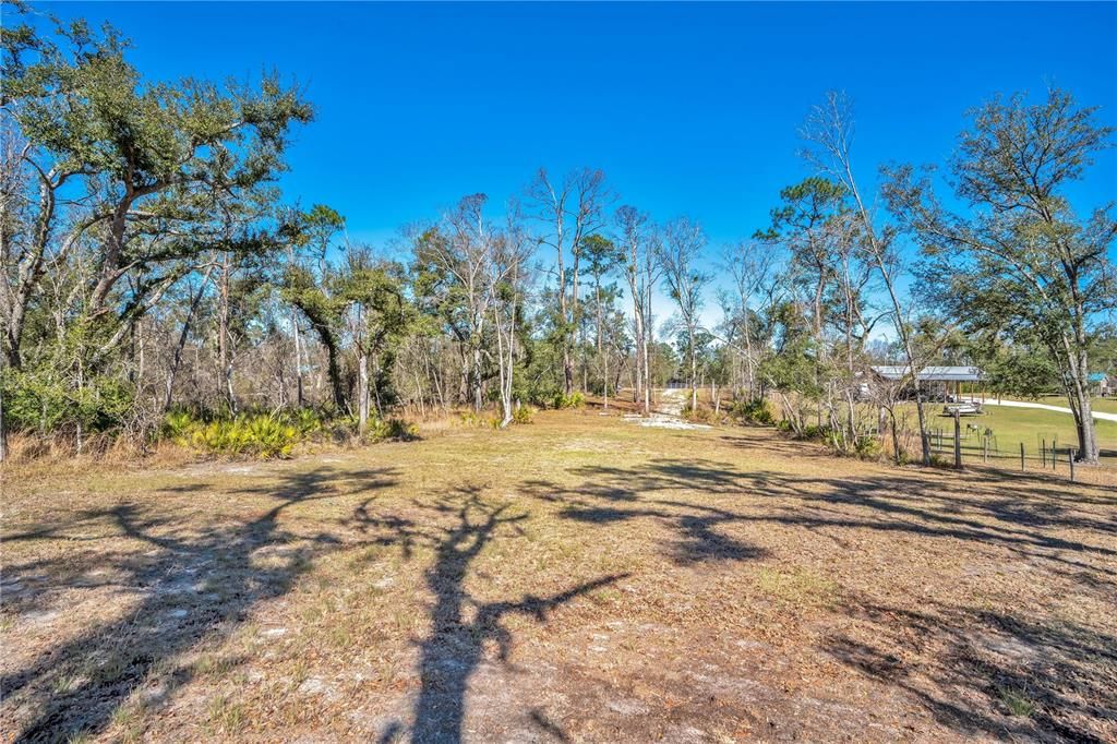 For Sale: $89,900 (1.07 acres)
