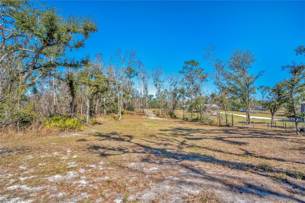 For Sale: $89,900 (1.07 acres)