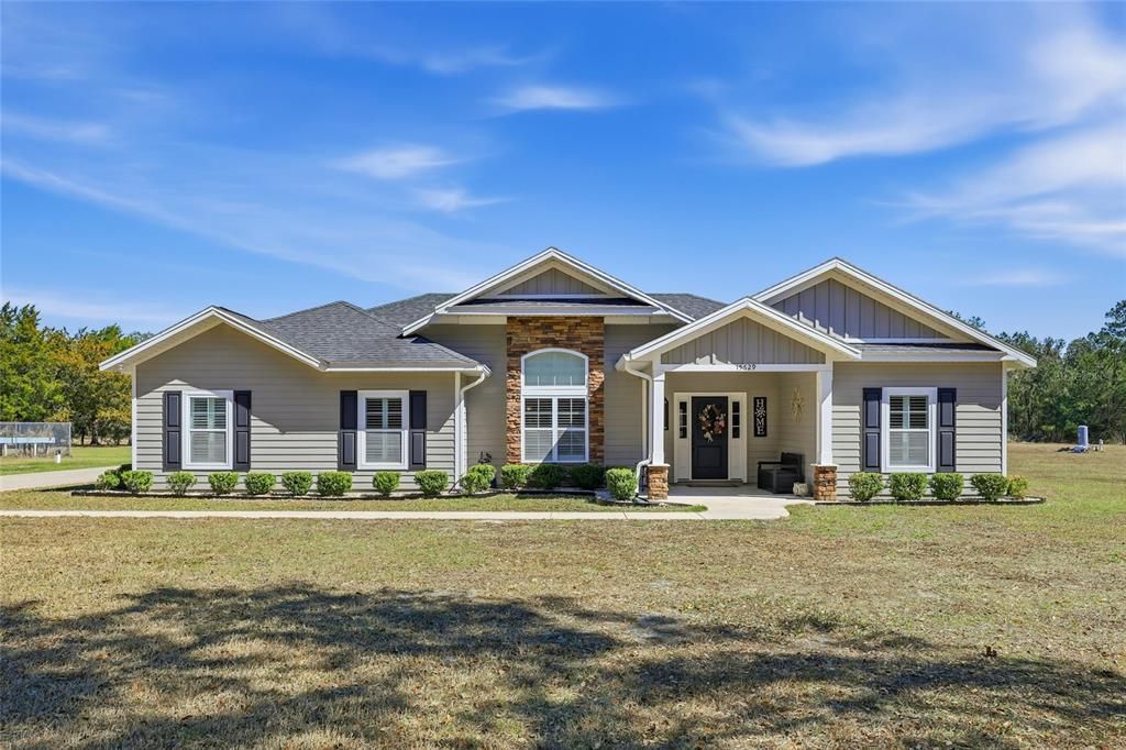 Vendido Recientemente: $795,000 (4 camas, 2 baños, 1877 Pies cuadrados)