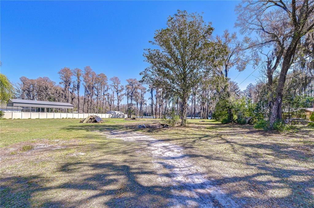 For Sale: $625,000 (3 beds, 3 baths, 1830 Square Feet)
