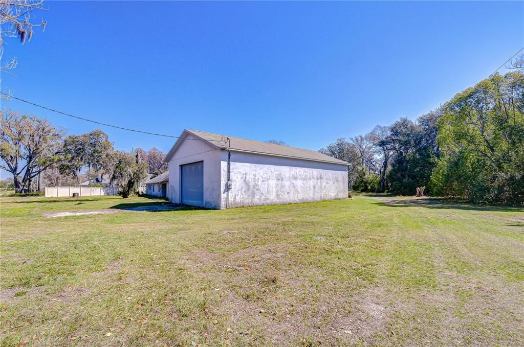 For Sale: $625,000 (3 beds, 3 baths, 1830 Square Feet)