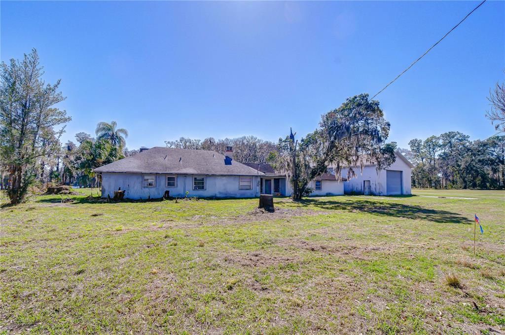 For Sale: $625,000 (3 beds, 3 baths, 1830 Square Feet)
