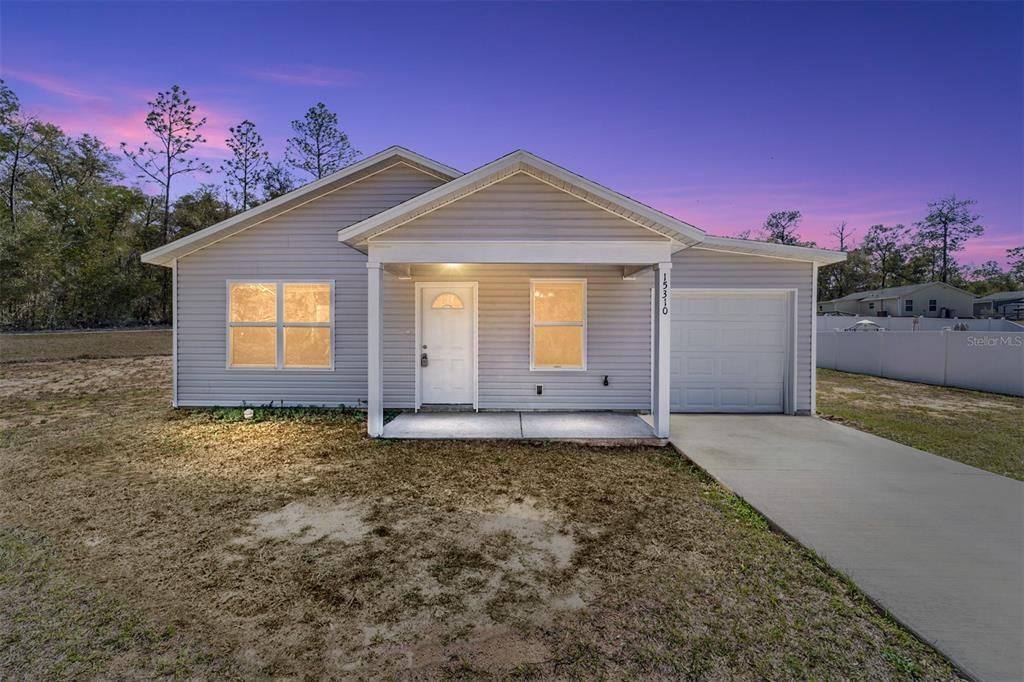 Vendido Recientemente: $193,000 (3 camas, 2 baños, 1066 Pies cuadrados)