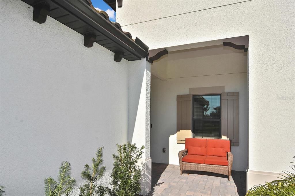 Под контрактом: $445,000 (2 спален, 2 ванн, 1632 Квадратных фут)