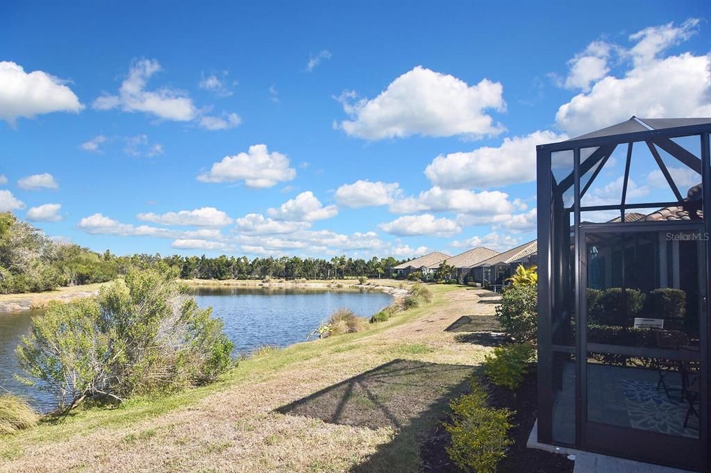 Под контрактом: $445,000 (2 спален, 2 ванн, 1632 Квадратных фут)