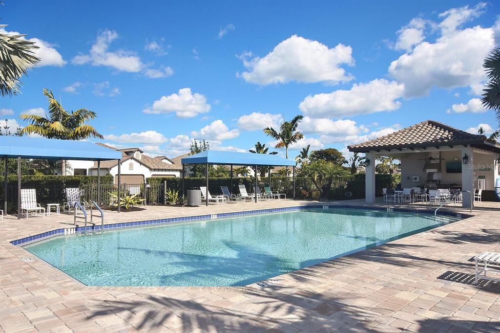 Под контрактом: $445,000 (2 спален, 2 ванн, 1632 Квадратных фут)