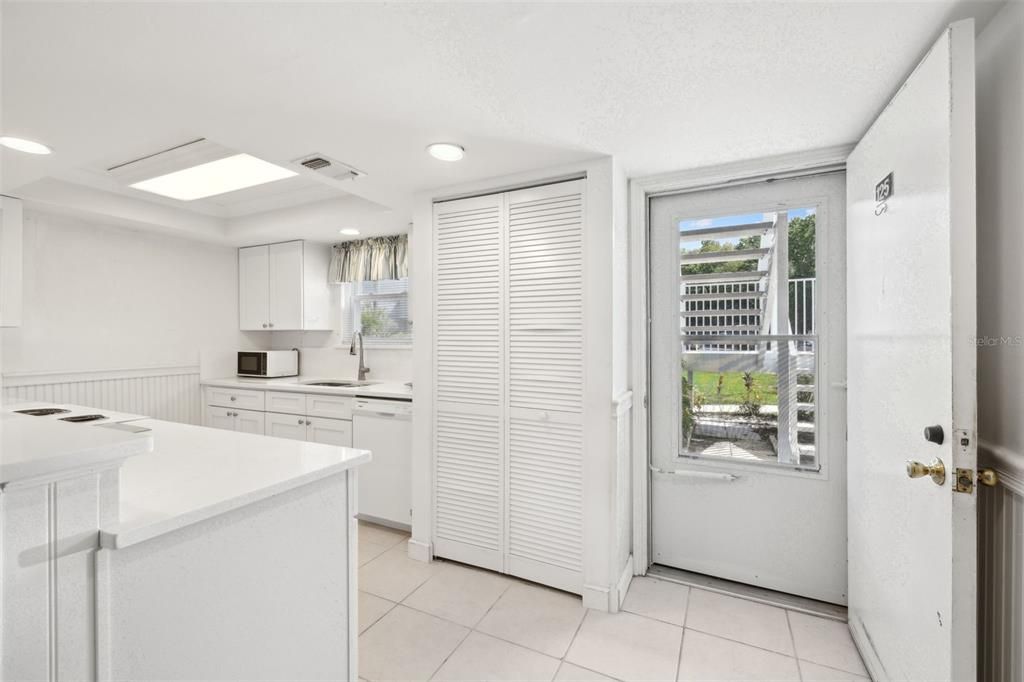 En Venta: $394,900 (2 camas, 2 baños, 1184 Pies cuadrados)