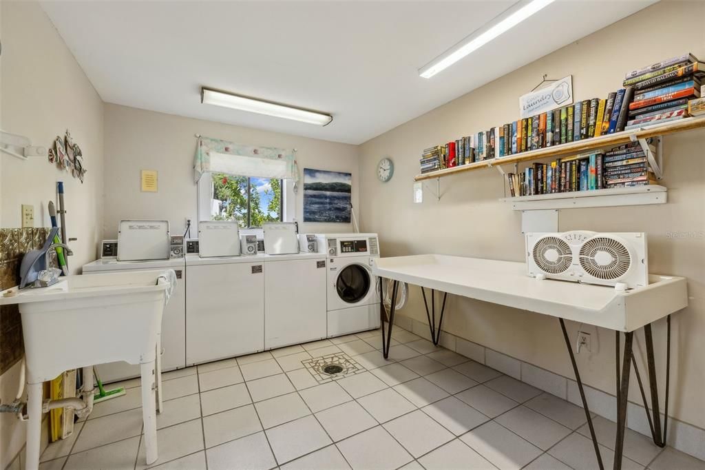 En Venta: $394,900 (2 camas, 2 baños, 1184 Pies cuadrados)